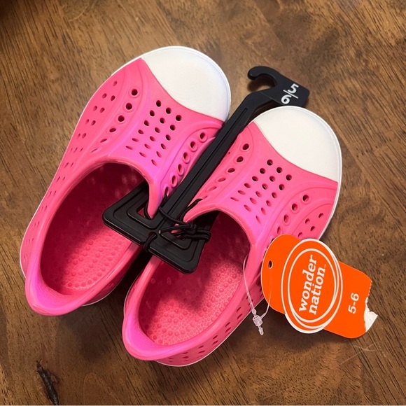 NWT Wonder Nation Eva Pink and White Slip-On Sneakers Toddler Girl Size 5/6 - Picture 5 of 7